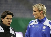 开云体育中国-欧预赛热议：名将故事感人至深的简单介绍