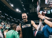 开云足球直播-巴西男篮力克马刺，波尔津吉斯惊艳世界