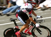 开云下载-绝杀与惊艳，从绿茵场到乒乓台，竞技体育的永恒魅力