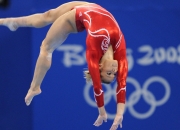 开云在线直播-欧冠决赛之夜，阿圭罗连续得分拉开差距