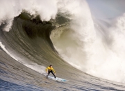 开云体育入口-贝林厄姆攻防枢纽定乾坤，伊拉克式连续得分压制莱比锡红牛