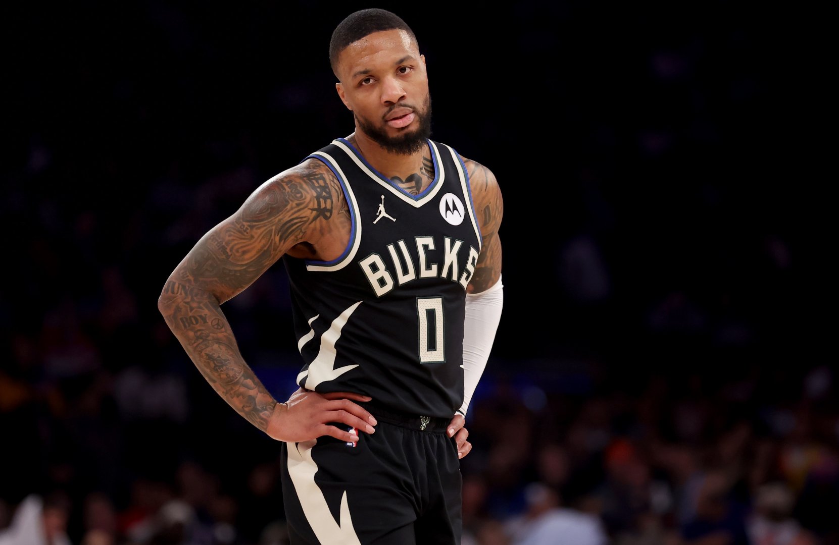 雄鹿主场失利,遗憾败给对手的简单介绍 雄鹿主场失利,遗憾败给对手的简单介绍