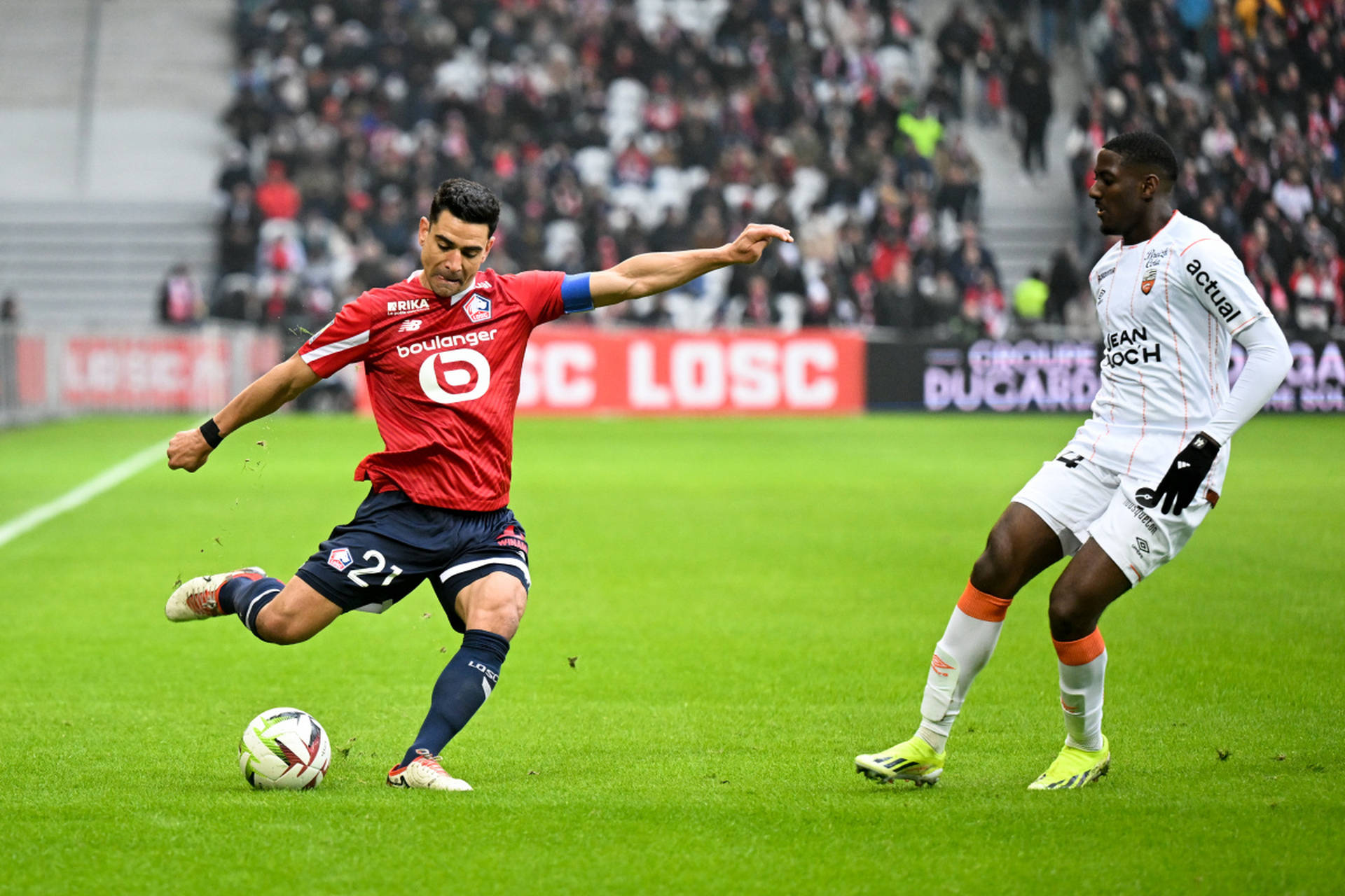 关于里尔主场取胜，稳固排名位置的信息