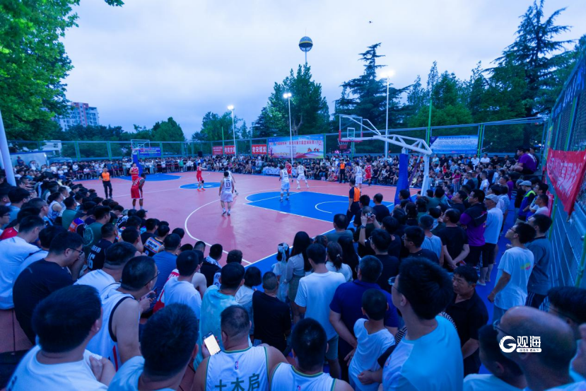 关于翻滚篮球场，男篮联赛再掀激荡的信息
