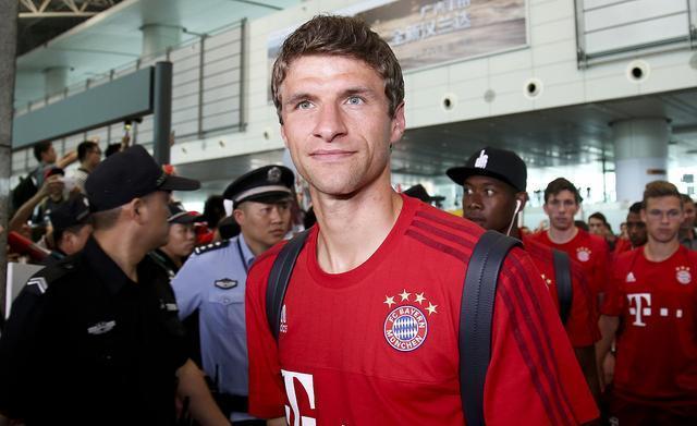 沙尔克主场失利，球员士气有所下滑的简单介绍