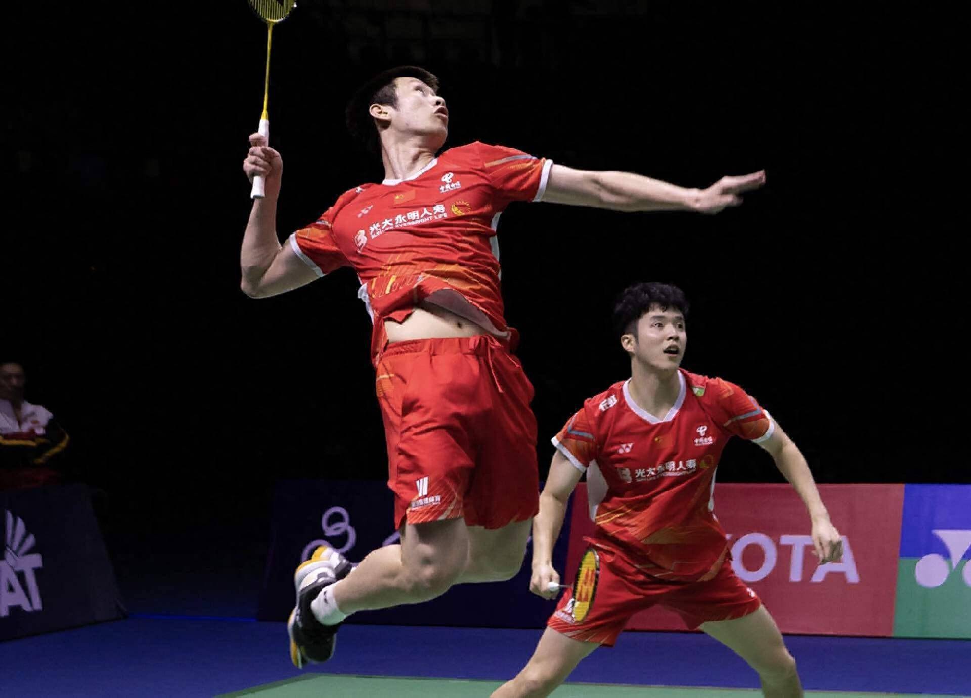 中国羽毛球队完胜韩国羽毛球队，陶菲克绝境逆转的简单介绍