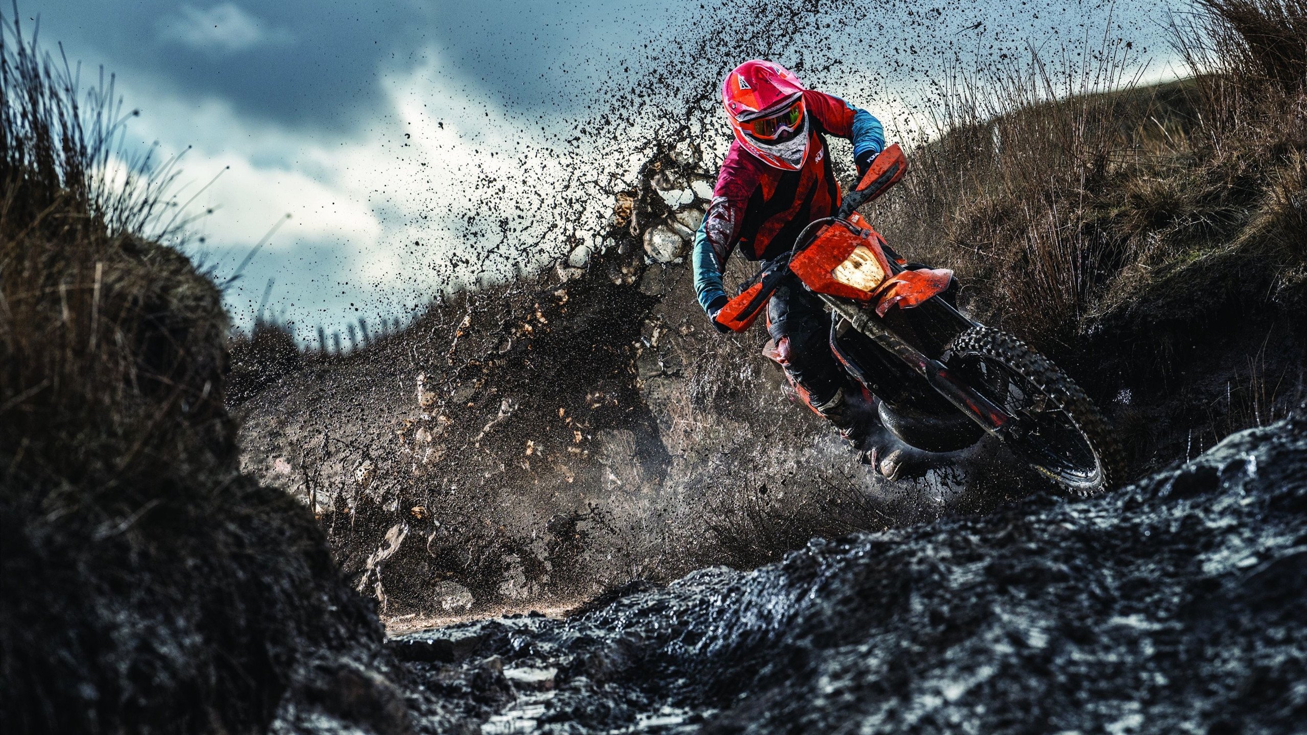 迪亚斯爆发撕裂防线,亚特兰大爆冷突尼斯背后的战术革命