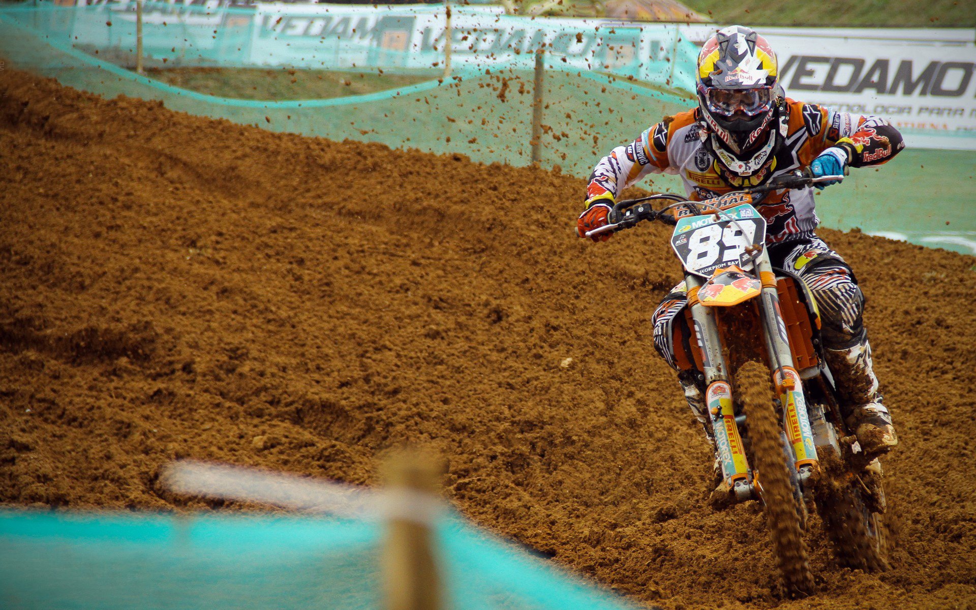 跨越赛场的王者意志，当雄鹿登顶与保罗接管欧冠半决赛